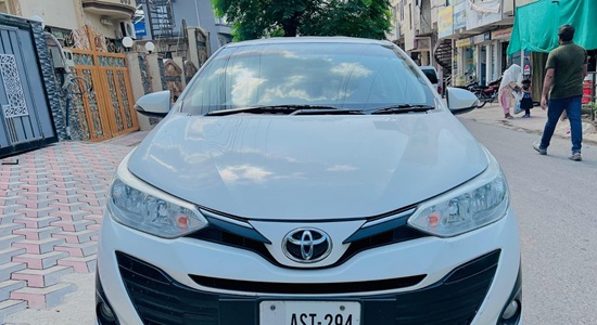 Front - Toyota Yaris Rent a Car
